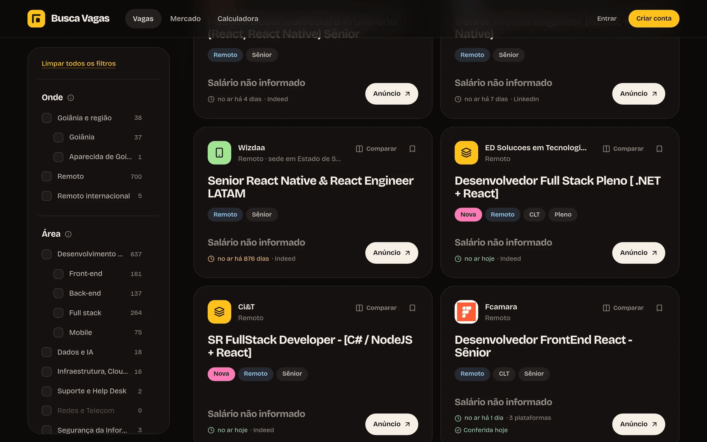 Resultado de busca por React: filtros de lugar e área à esquerda e as vagas em cartões